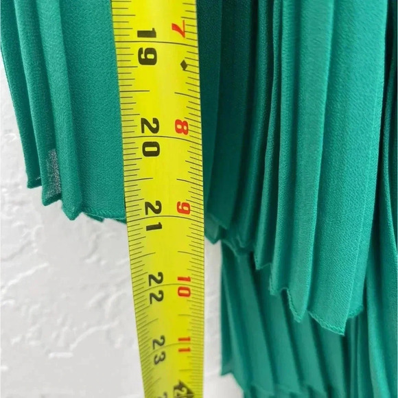 Zara Woman Womens Elegant Contrasting Pleated Flowy Blouse Green Sz Small - Picture 6 of 11
